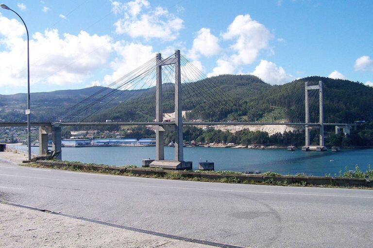 Domaio. Pont de Rande