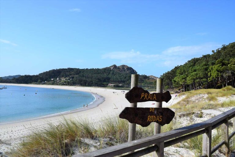 Cíes-Inseln. Strand von Rodas
