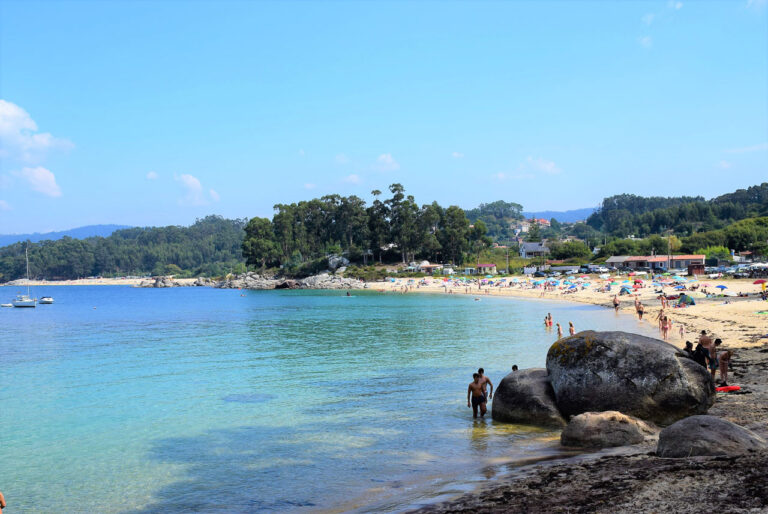 Bueu. Praia da Mourisca e Chan de Esqueiros
