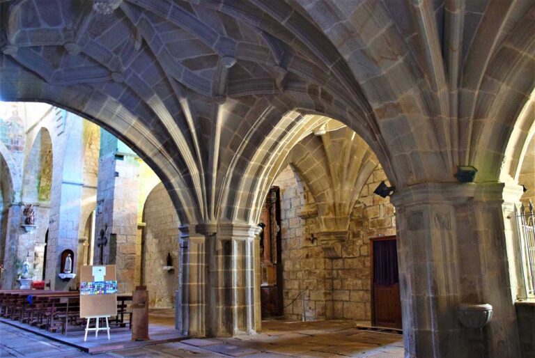 Monastère de Santa María de Oia