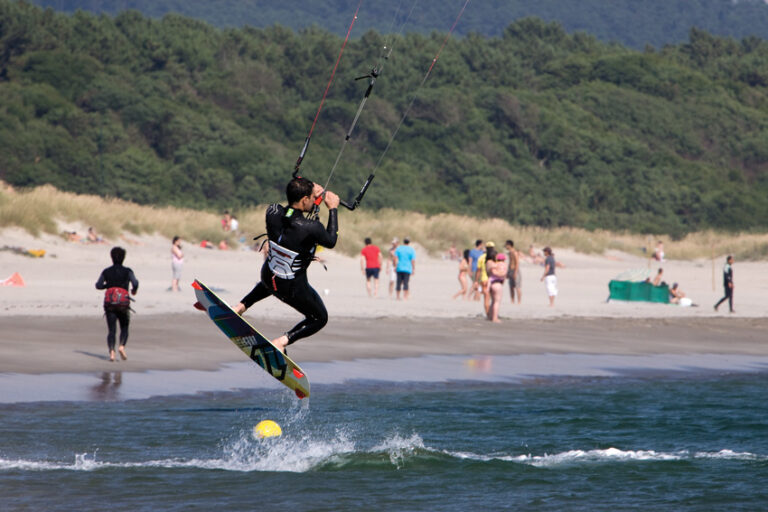 EXPERIENCIA DE DEPORTES NÁUTICOS EN VIANA