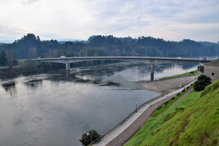Salvaterra do Miño. Porto. Fábrica cerámica. Historia da cerámica. Navegación polo río Miño