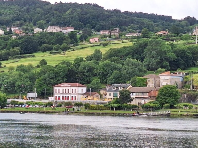 DESCUBRA O RESERVATÓRIO DE VELLE DE CAIAQUE