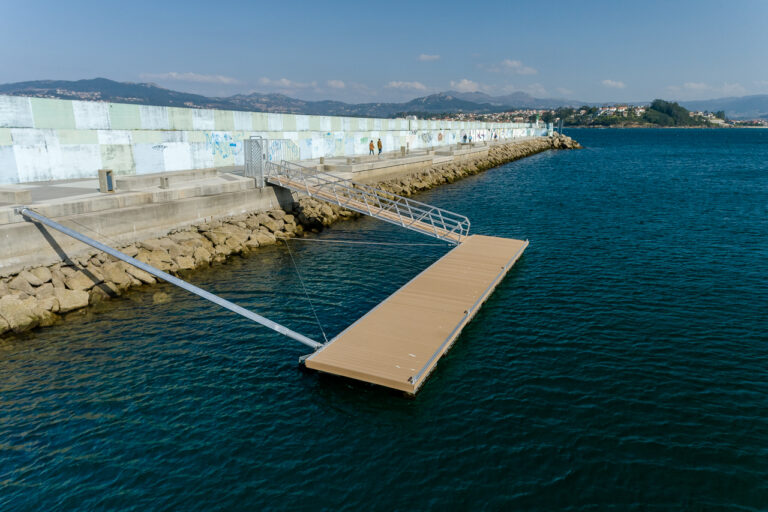 Baiona Port (Portos)
